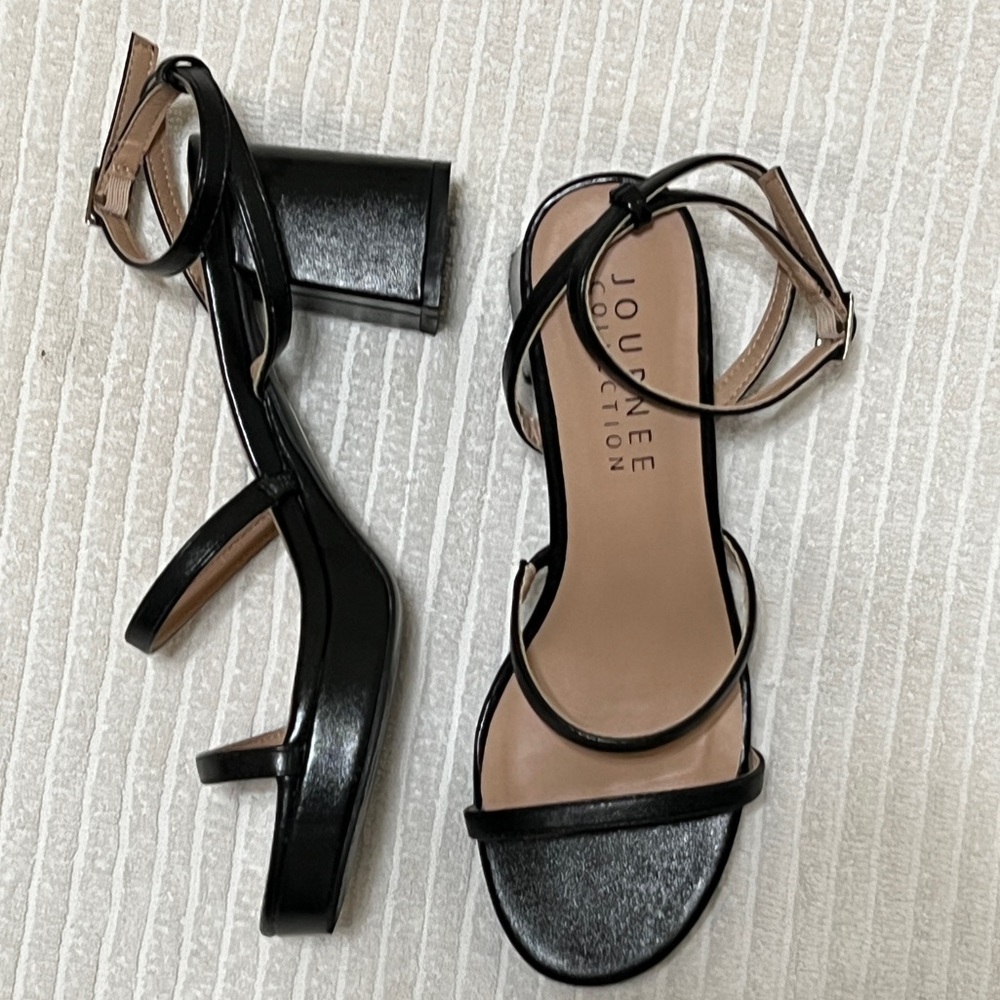 Platform heel like brand new